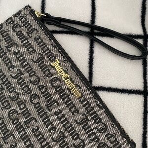 Juicy Couture Pouch